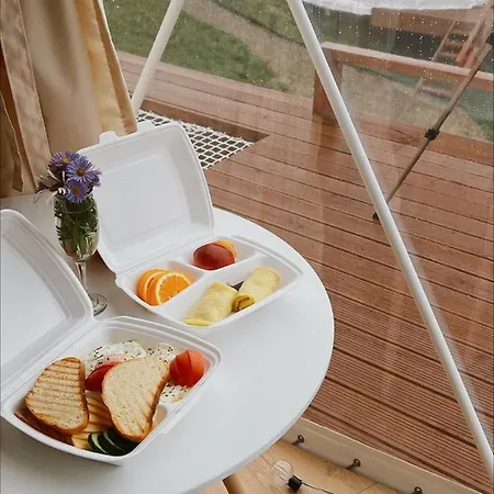 глемпінг де вайб Luxury tent Vorokhta