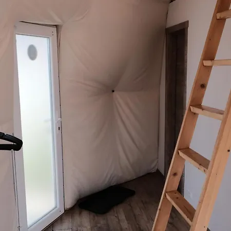 глемпінг де вайб Luxury tent Vorokhta