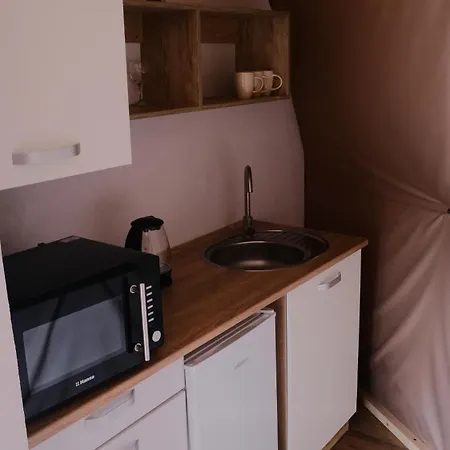 глемпінг де вайб 럭셔리텐트 보로크타